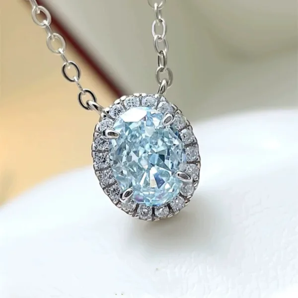 Oval Aquamarine Pendant Necklace