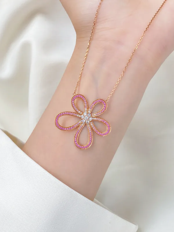 Gesang Flower Diamond Necklace