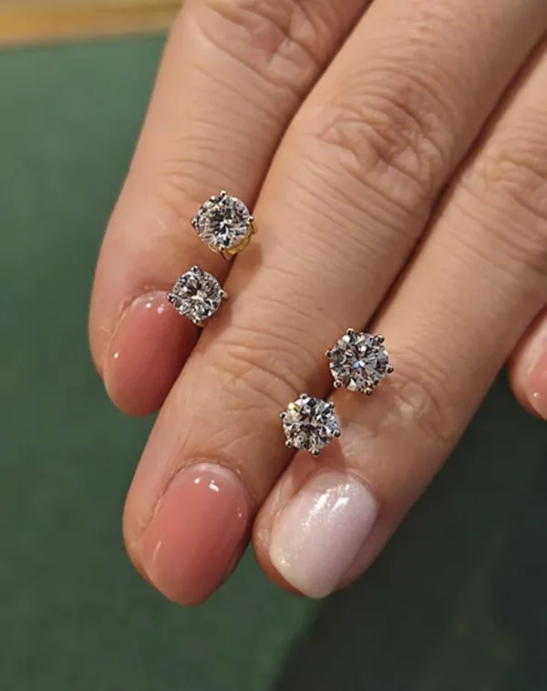 1 Carat Six-Prong Diamond Stud Earrings - 图片 3