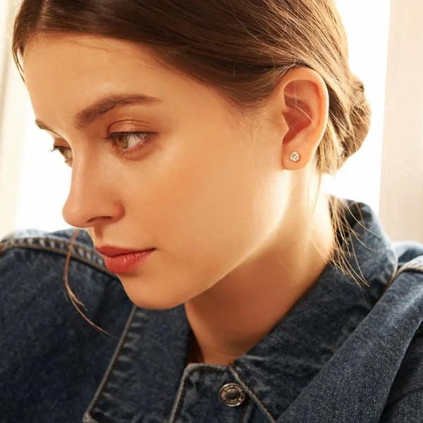 1 Carat Six-Prong Diamond Stud Earrings - 图片 4